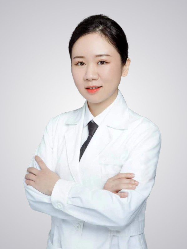 深圳牙医郑丽丽 医师