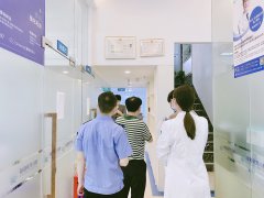 深圳市检查局到访维港欢笑口腔，对门诊予以高度评价